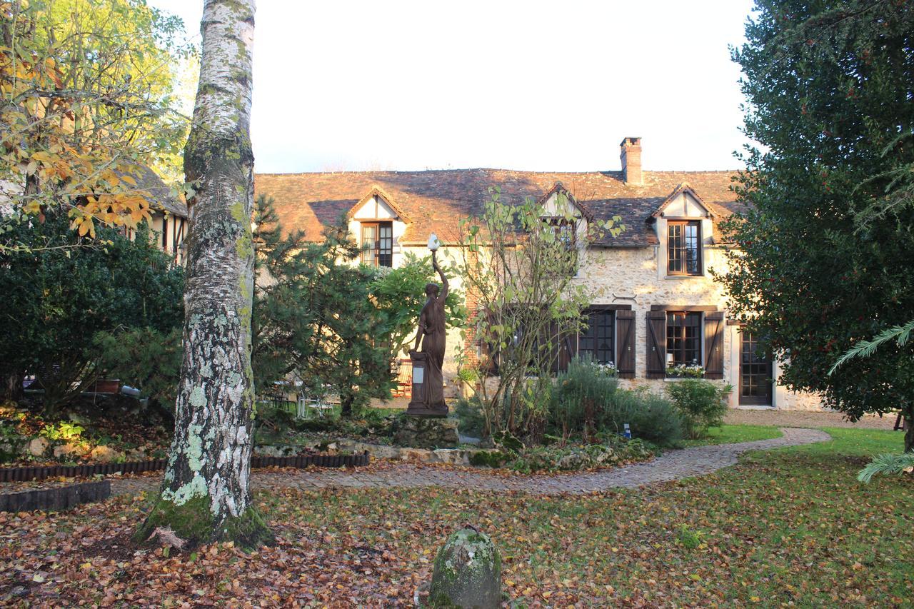 Le Clos Dormont Saint-Etienne-sous-Bailleul Exterior photo