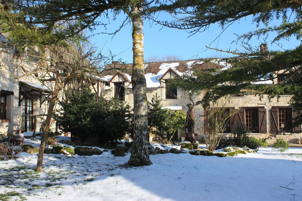 Le Clos Dormont Saint-Etienne-sous-Bailleul Exterior photo